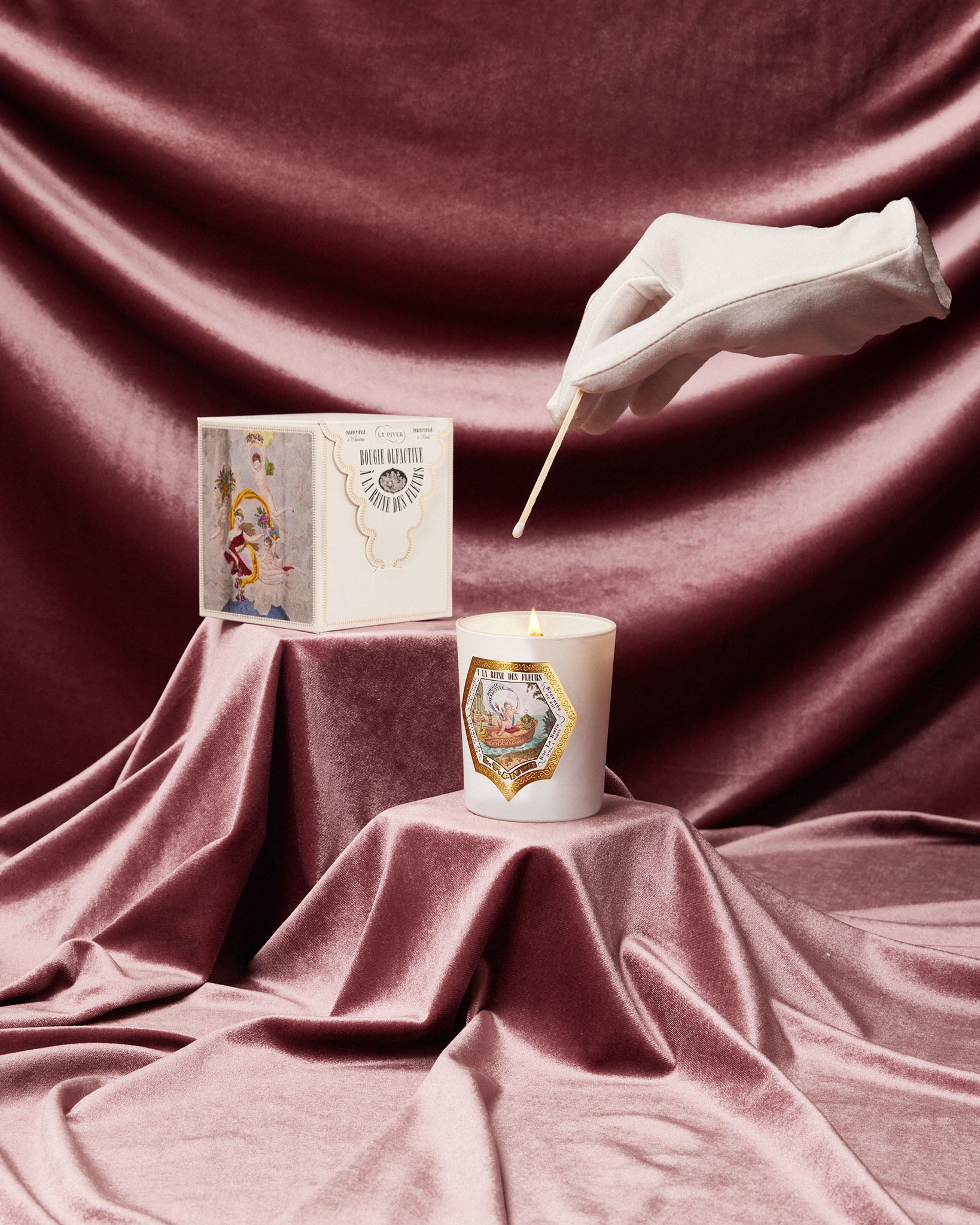 À la Reine des Fleurs - Candela