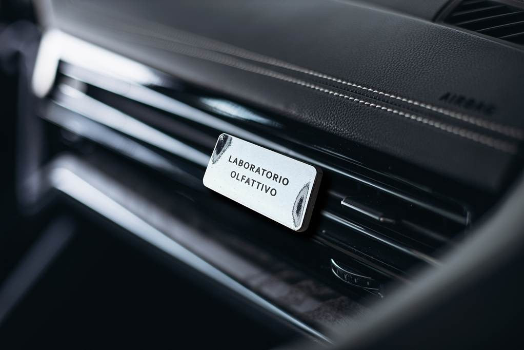 Profumatore auto Ambrami